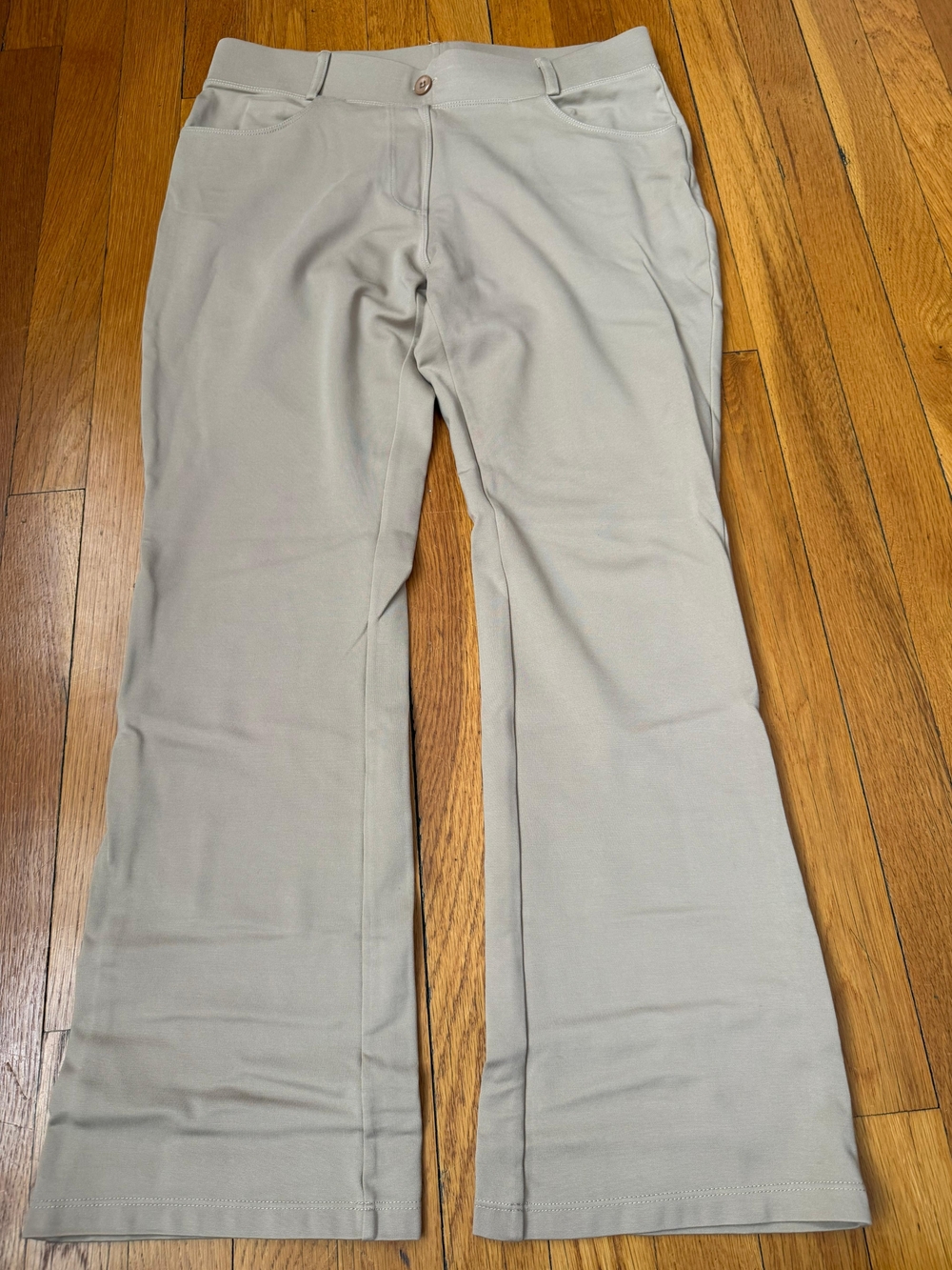Women’s Stretch Flare Pants in Light Gray